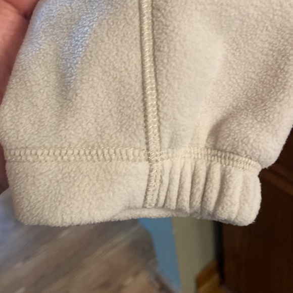 Womens size medium LL Bean fleece jacket - Picture 7 of 10